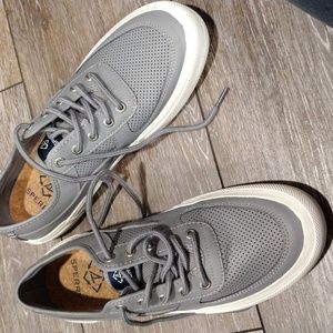 Sperry Top Sider mens gray sneakers with cork foot bed. Mint condition. Size 8.5